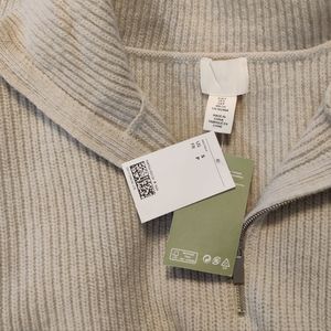 H&M Ribbed quarter zip NWT